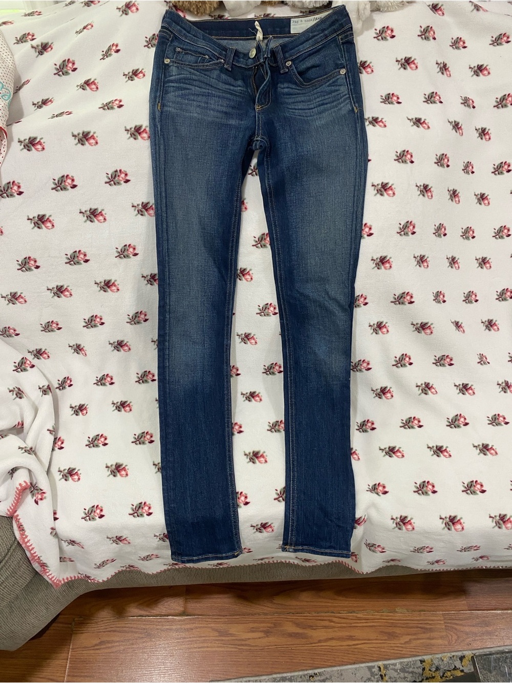 rag & bone Women's Dark Blue Skinny Jeans